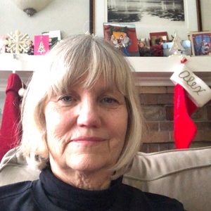 Meet your Posher, Laurie